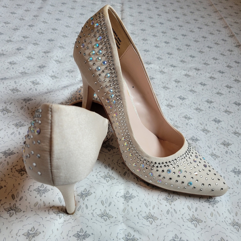 Charming Charlie 💎 Dazzling Ivory Heels - Picture 1 of 3